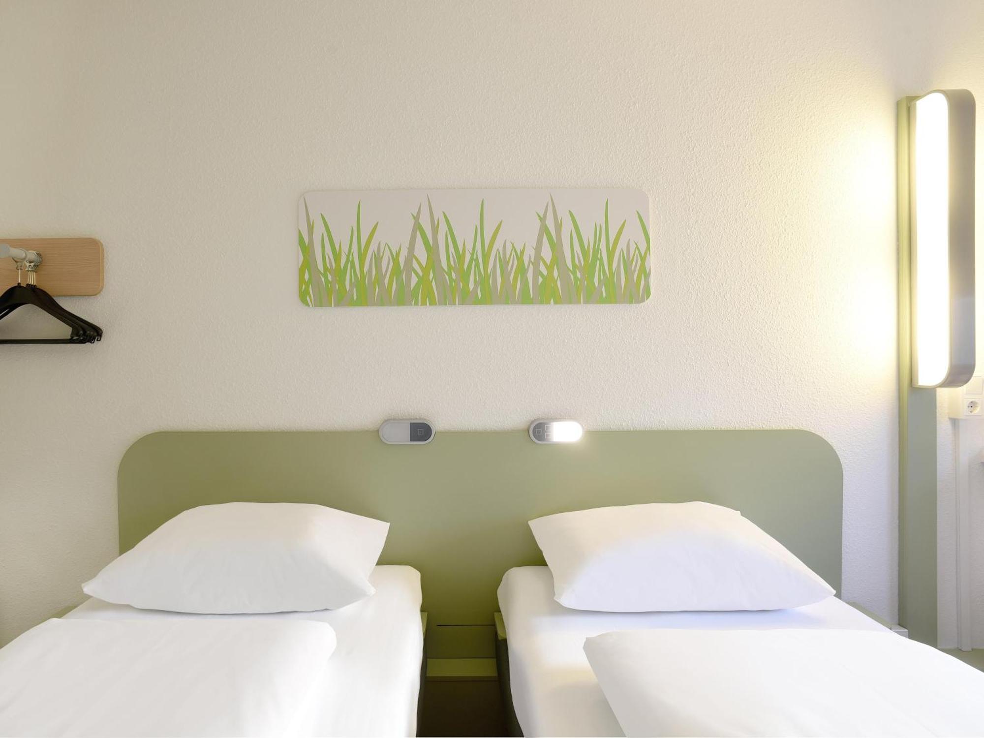 B&B Hotel Rostock-Broderstorf Exterior foto